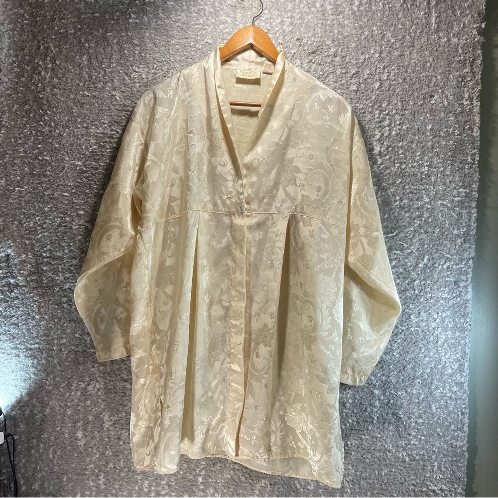 Vintage Victoria Secret Sleep Shirt Women M/L Floral Satin Butto Up Classic